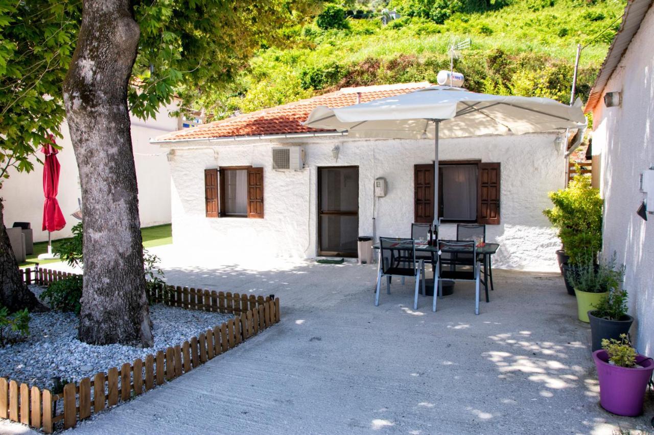 Summer House By The Sea Хорефто Экстерьер фото
